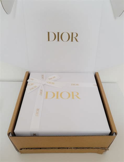 【DIOR】 ギフトラッピング.